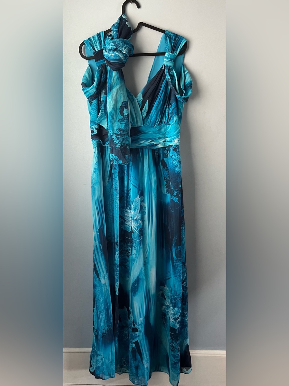 Luisa Spagnoli 100% Silk Blue Floral Maxi Dress Scarf Mother of the Bride